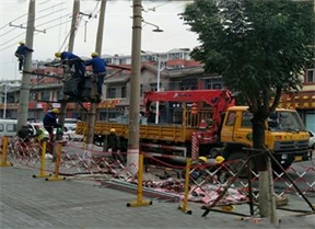 2017年呼和浩特供電局城網(wǎng)改造工程施工現(xiàn)場(chǎng)